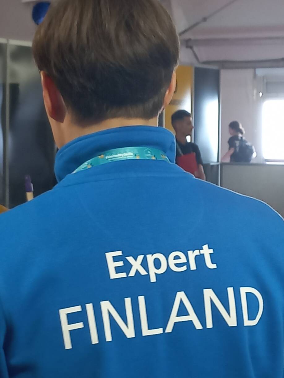 EuroSkills ekspertti Satu Laiho WinNovasta.