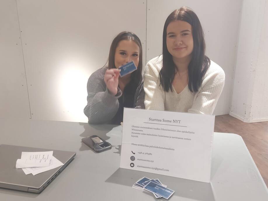Starttaa Some NYT markkinoi palveluitaan Puuvilla täynnä WinNovaa -tapahtumassa.