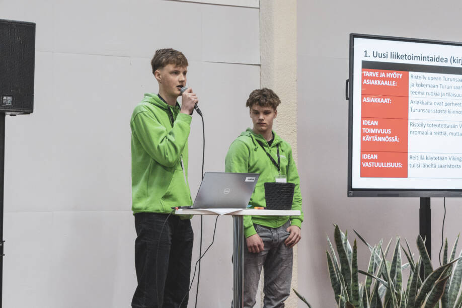 Taitaja2025Turku/Yrittäjyys/Kilpailija Viljami Jylli ja Samuel Kallio/Kuva:[Jenni Sadonoja](Novida)/Skills Finland