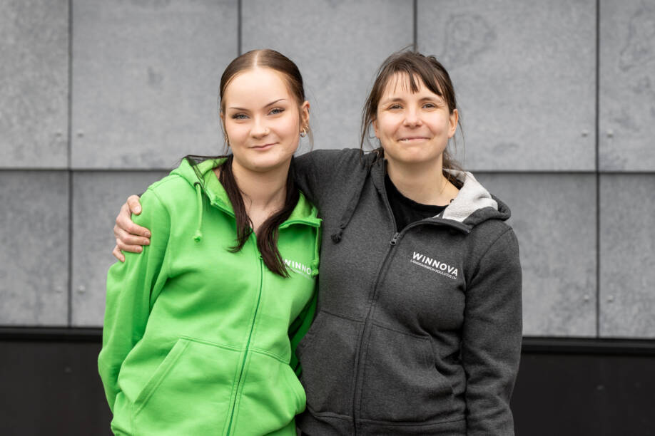 Oona Grönbacka ja Greta Viro.