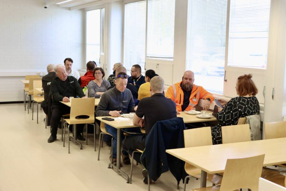 Kuljetusalan työelämäfoorumin lounas.