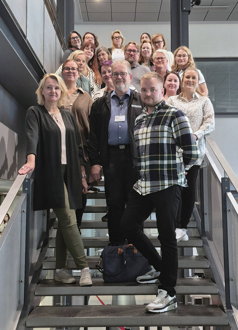 Kauppakamarin HTA-auditointipäivään osallistuneiden ryhmäkuva.